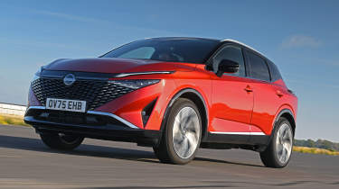 Nissan Qashqai - front tracking